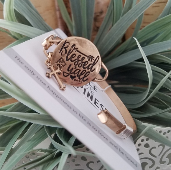 NWT brand new Tarnished gold cross braclet - Picture 3 of 5